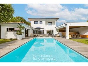 Contemporaine d'exception