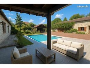 Ferme 7 pièces 230 m²