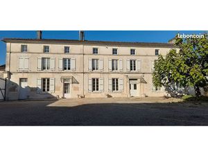 Maison 6 pièces 207 m²