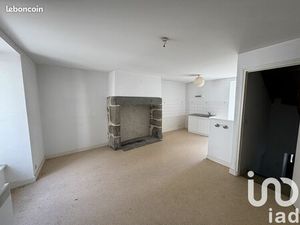 Immeuble 35 m² Mauriac