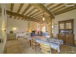 Maison 6 pièces 230 m²