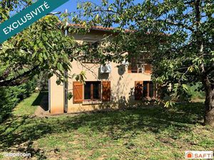 Château 6 pièces 171 m²