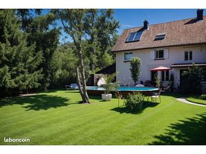 Maison 7 pièces 215 m²