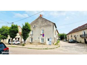 Maison de village 5 pièces 100 m²