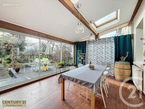 Maison 4 pièces 163 m²