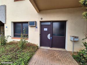 Location Bureau / Local Professionnel - 45 m² - Auch
