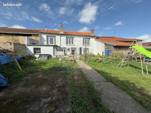 Maison 9 pièces 218 m²