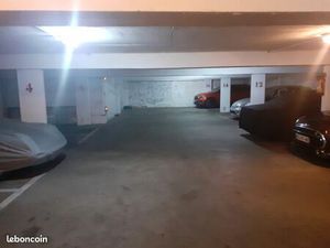 Place de parking deux roues