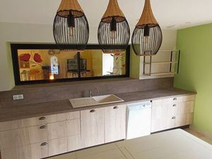 Grande Maison sur 3 niveaux à 10 mns de st Lo