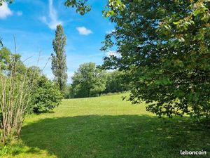 Terrain 2 000 m² Nadaillac