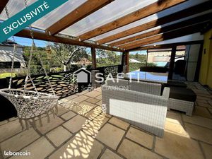 Propriété 7 pièces 240 m²