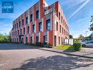 Bureaux 95 m² FRANCHEVILLE