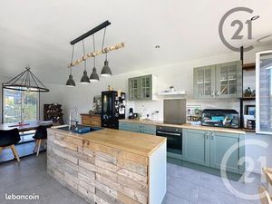 Maison 4 pièces 94 m²