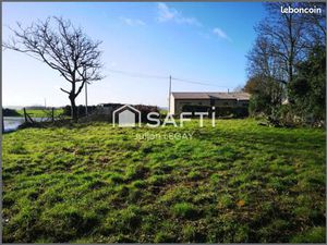 Terrain 556 m² SAINTE-NEOMAYE