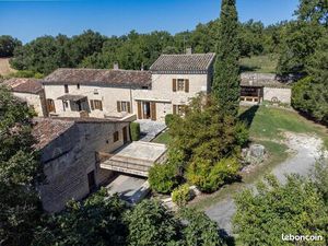 Maison 6 pièces 192 m²