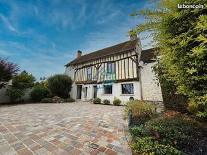 Propriété 7 pièces 257 m²