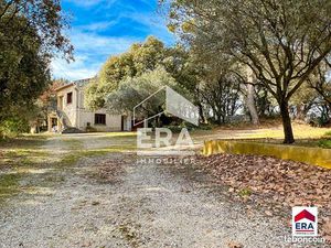 Propriété 6 pièces 167 m²