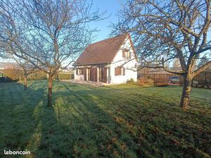 Maison individuelle au calme : sous sol complet  3 chambres et garage double