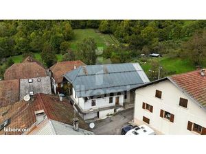 Maison 2 pièces 304 m²