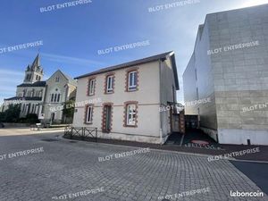 Bureaux 143 m²
