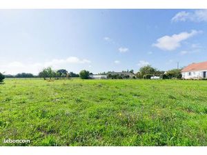 Terrain 1 951 m² Yvre L Eveque