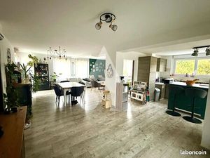 Pavillon 6 pièces 185 m²