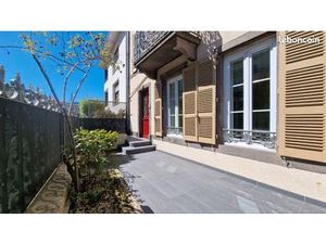 Bureaux de 190 m2 sur 3 niveaux