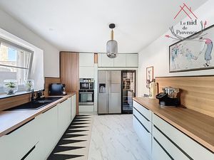 Maison de ville de 157m2 avec deux appartements indépendants