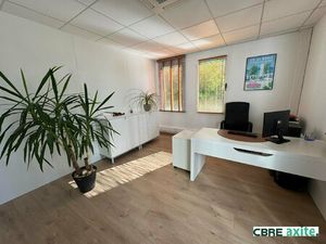 Location Local Professionnel 74m² TRESSERVE 73100