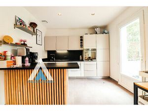 SEPT DENIERS - APPARTEMENT 3 PIECES - TERRASSE - PARKING