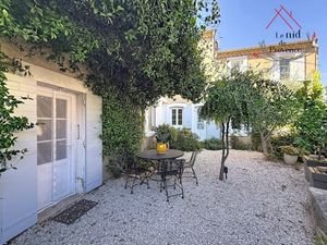 Maison de luxe à vendre à Jonquerettes
