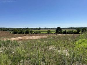 Vente terrain 427 m² à Montigny-les-metz (57950)  129 800 €