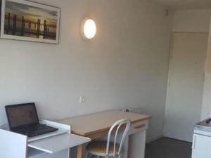 Location meublée appartement 1 pièce 21 m² à Quetigny (21800)  697 €