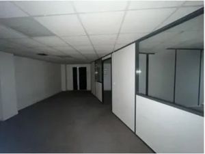 A louer  surface de bureaux de 138 m² au sein d'un immeuble pouvant recevoir du public à R