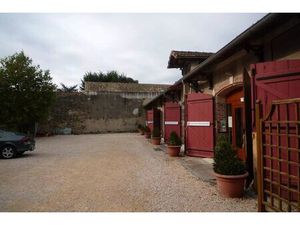 BUREAUX 56 m² Pont Saint Esprit  399 ave Général De Gaulle