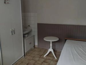 Location meublée chambre 1 pièce 20 m² à Beaucouze (49070)  390 €