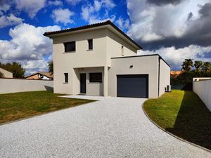 Vente maison 5 pièces 113 m² à Saint-Hilaire (31410)  459 500 €