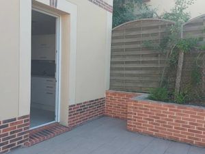 Location appartement 1 pièce 22 m² à Les Essarts-le-Roi (78690)  660 €