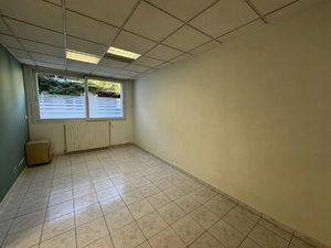 Local professionnel à Saint Girons