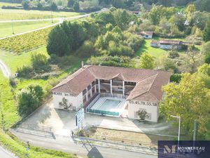 ANCIEN HOTEL IDEAL POUR INVESTISSEMENT LOCATIF OU HEBERGEMEN