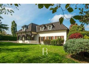 Maison à vendre 10 Pièces 296 m2 Saint-Genis-les-Ollières OUEST LYONNAIS - 890 000 €