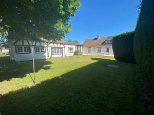 Vente maison 10 pièces 270 m² Vexin-sur-Epte (27420)