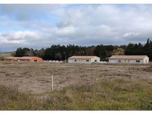 Annonce vente terrain terrain de 720m2 à La force (11270)