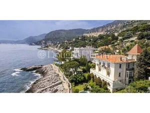 Villa avec piscine et terrasse Cap-d'Ail (06)