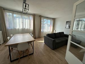 APPARTEMENT MEUBLE 2 PIECES RENOVE DE 53.87M² AVEC BLACON- GRANDE RUE A VILLEMONBLE