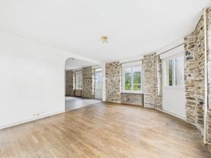 Vente maison 5 pièces 98 m² à Brasparts (29190)  103 500 €