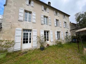 Vente maison 7 pièces 140 m² à Châteauneuf-sur-Charente (16120)  254 880 €