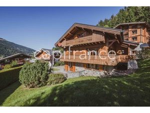 Chalet de caractère  proche du centre du village LES CONTAMINES MONTJOIE (74)