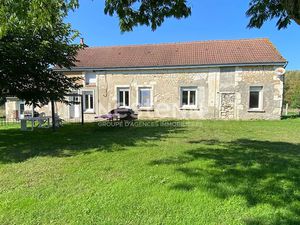 Vente maison 7 pièces 137.77 m² à Mayet (72360)  187 480 €