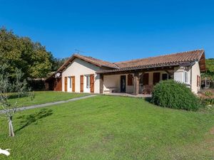 Vente maison 6 pièces 114 m² à Cissac-Médoc (33250)  254 880 €